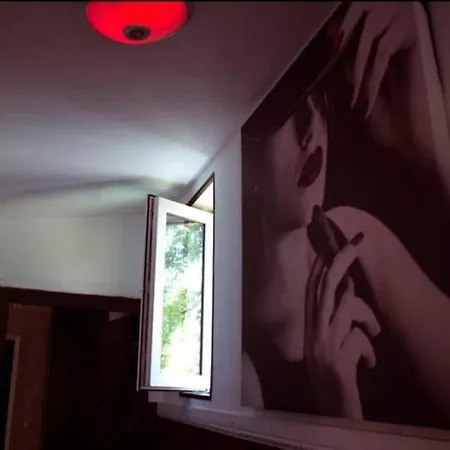 Ely's Mansion-24h Check-in Nocleg ze śniadaniem