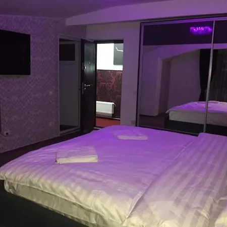 Bed & Breakfast Ely's Mansion-24h Check-in 3*