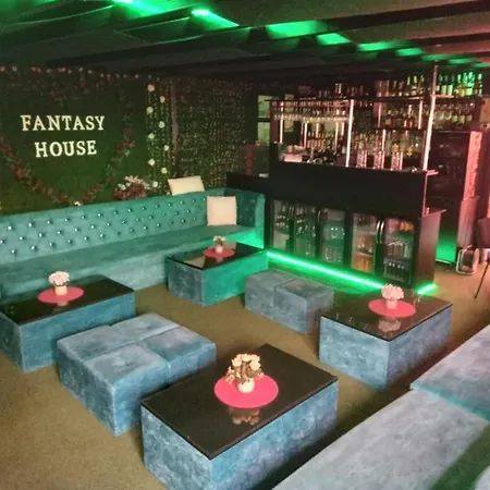 Ely's Mansion-24h Check-in 3* Bukarest