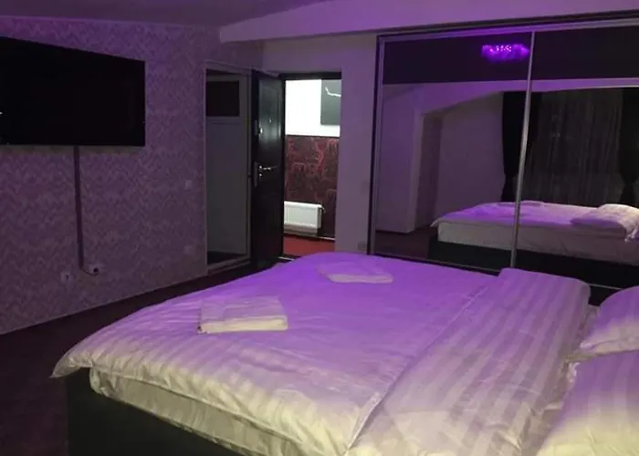 Panzió Ely's Mansion-24h Check-in 3*