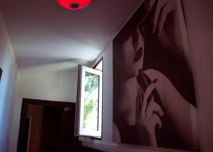 Ely's Mansion-24h Check-in Panzió